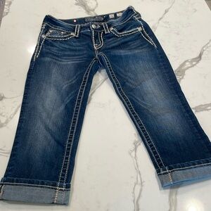 Miss Me Cuffed Capris